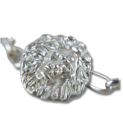 Colgante plata León
