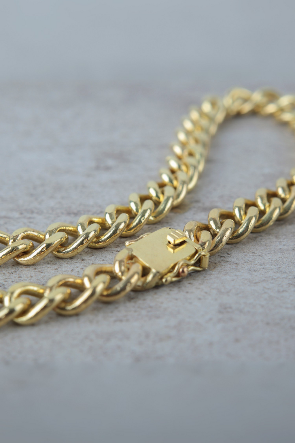 Cadena grumet bronce