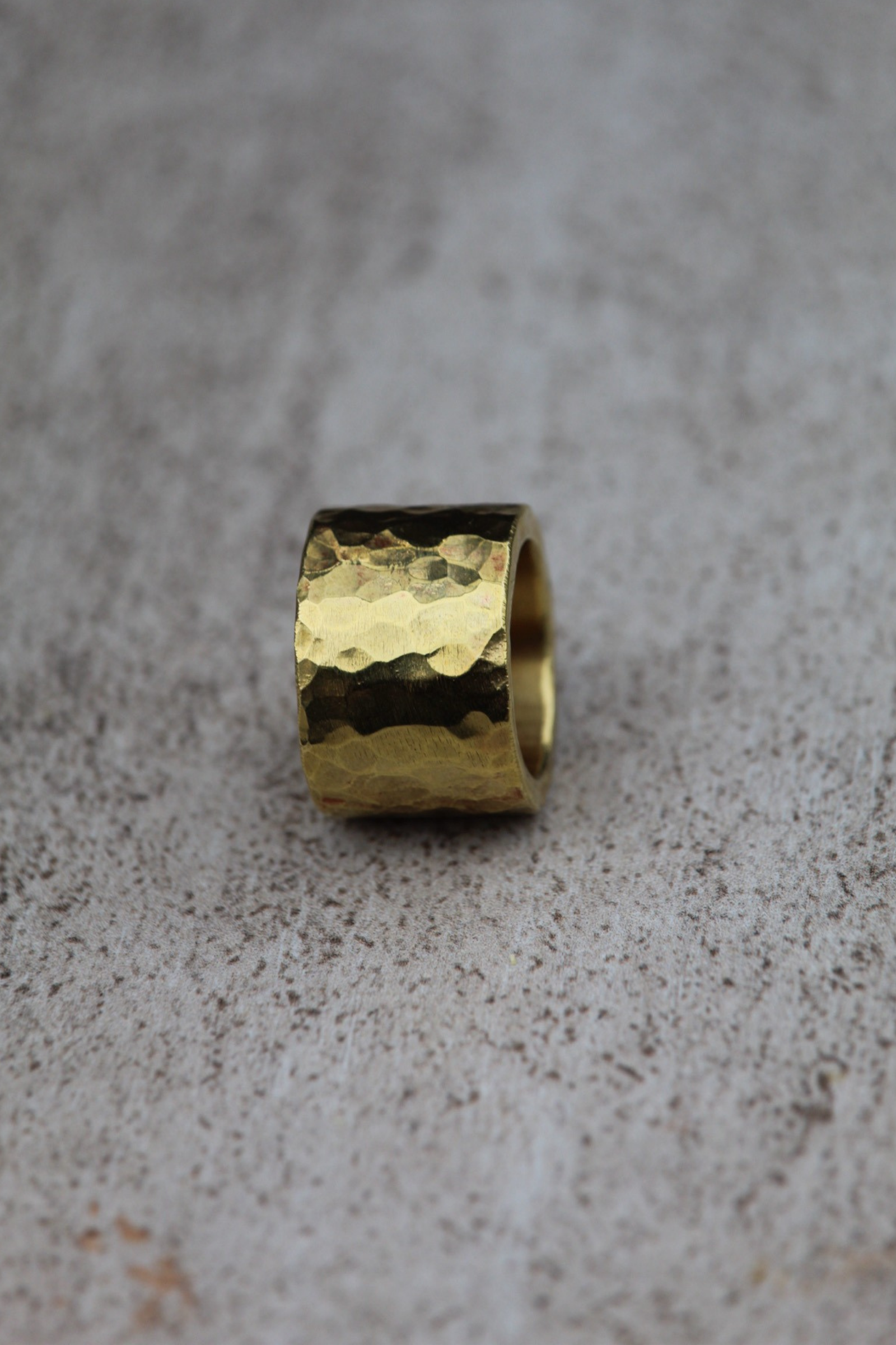 Anillo machacado bronce L