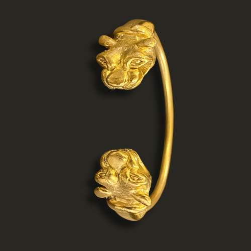 Esclava dos leones bronce