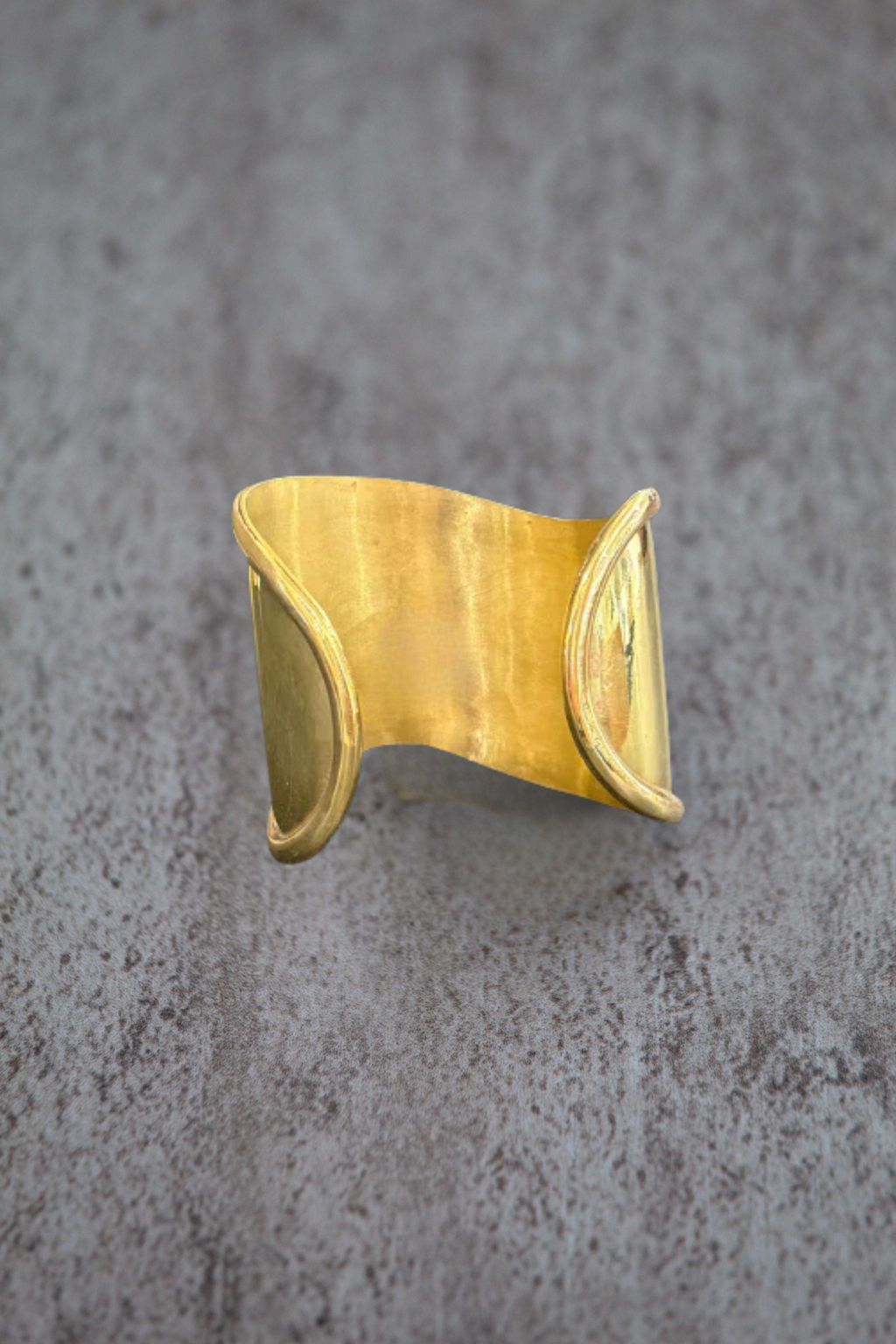Esclava irregular bronce