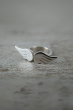 Anillo alas plata