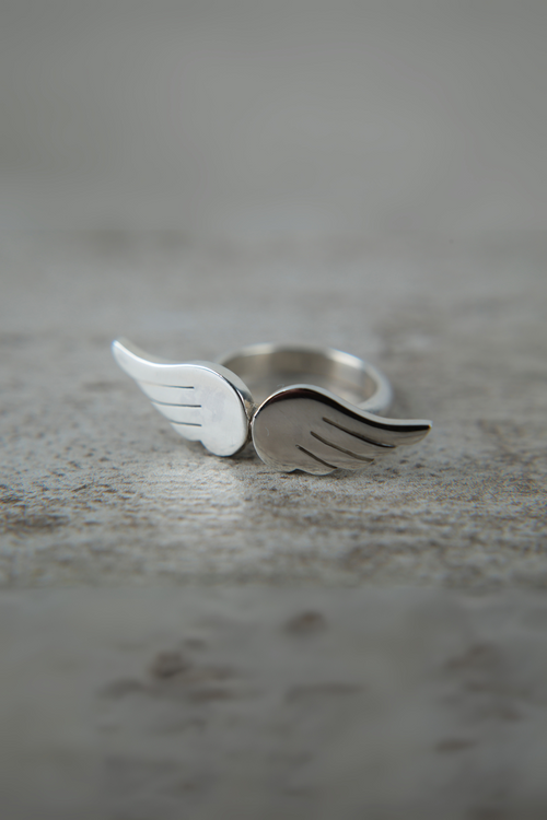 Anillo alas plata