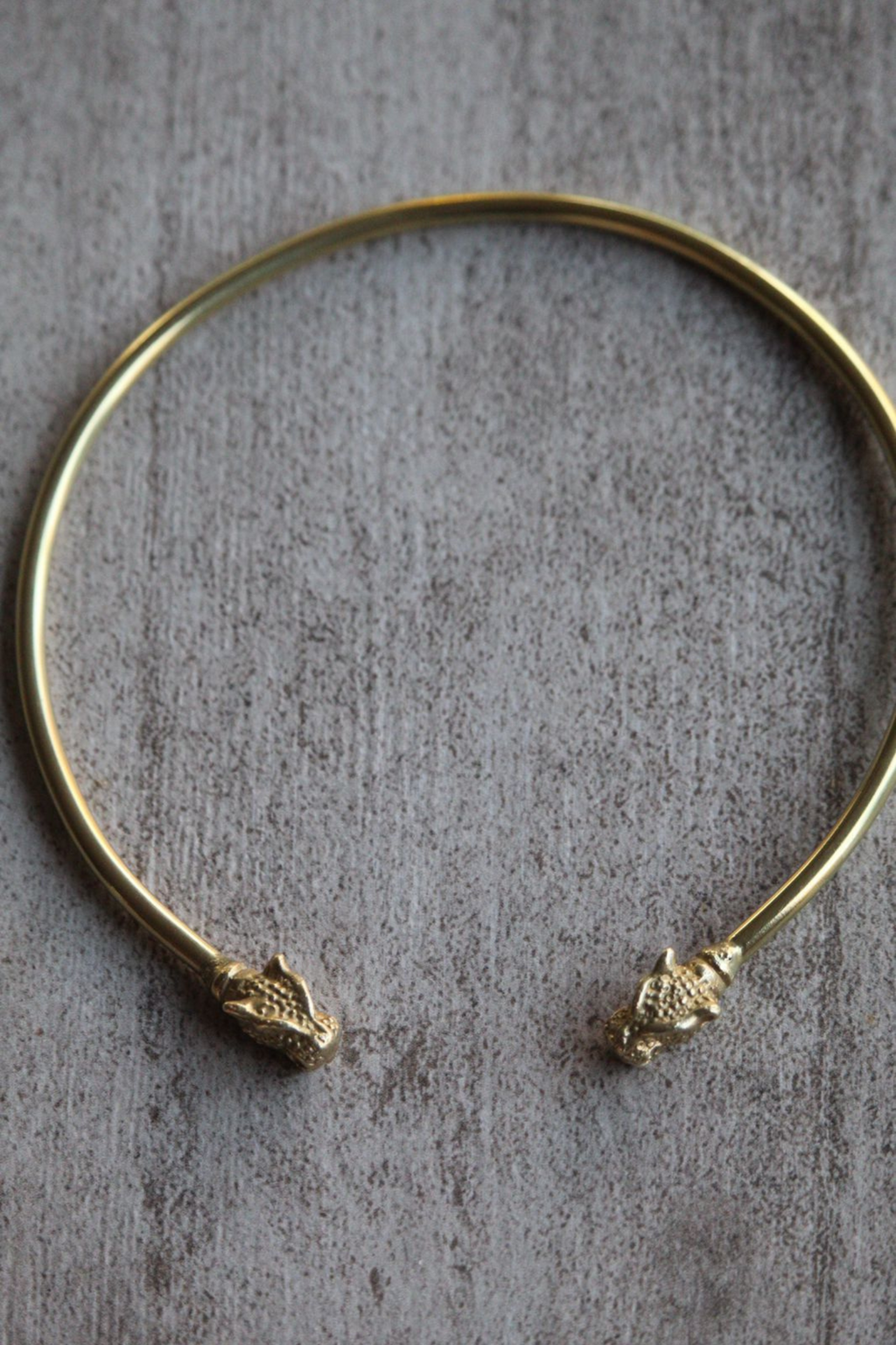 Chocker Puma bronce