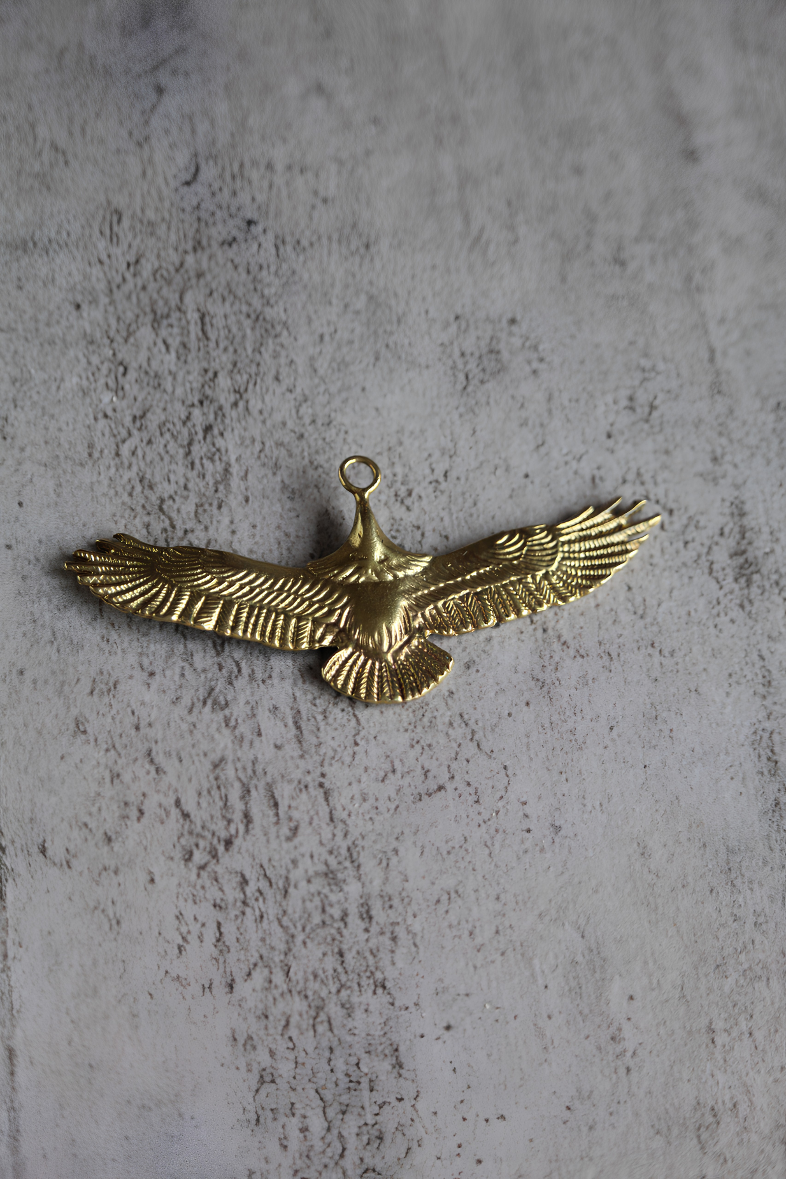 Colgante águila bronce