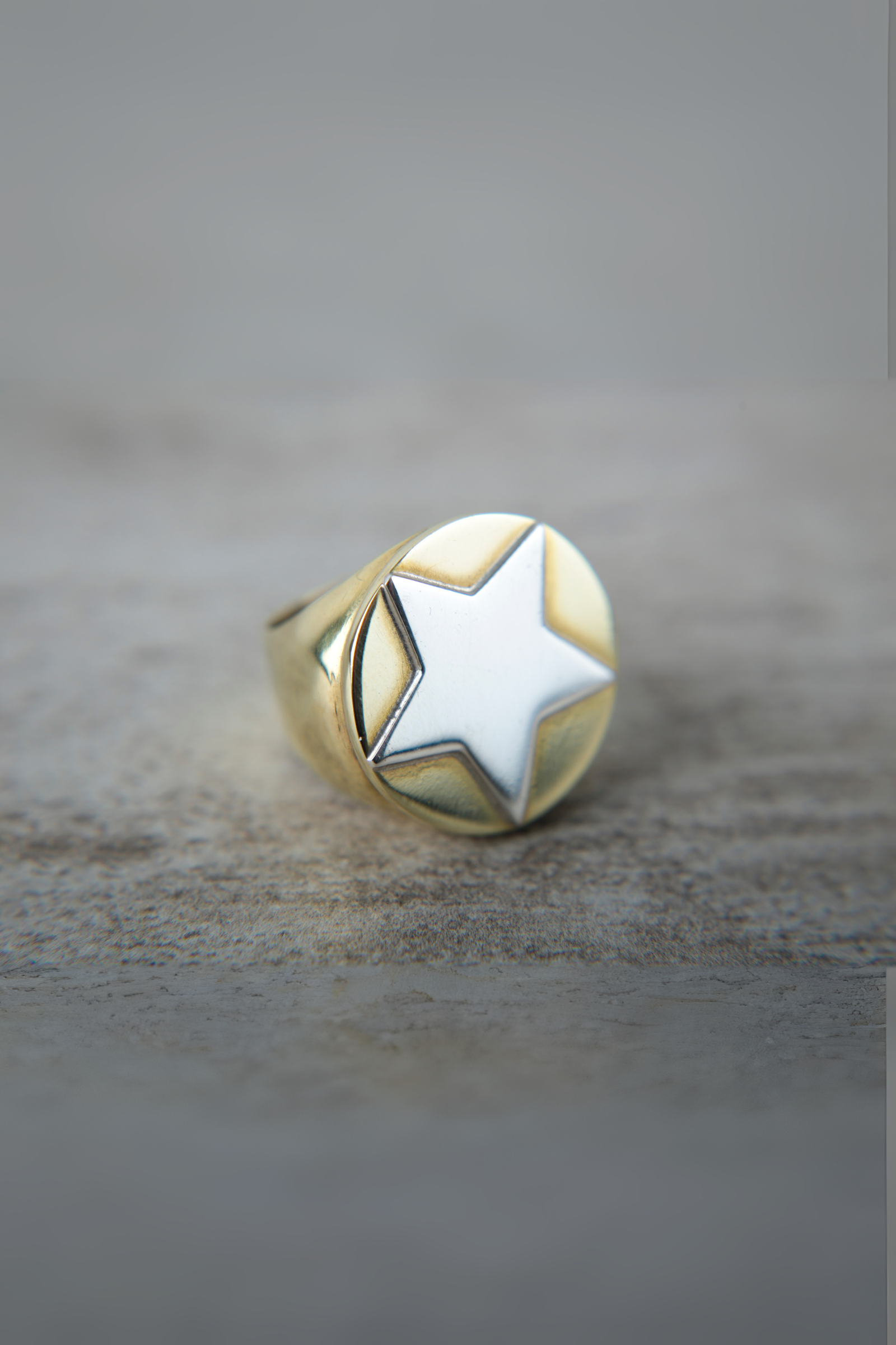 Anillo sello bronce estrella plata