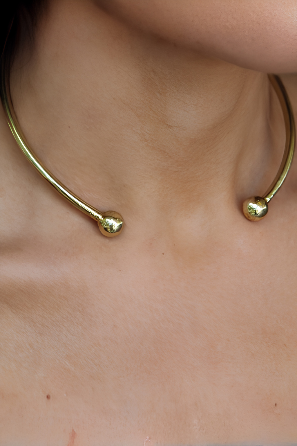 Chocker liso bolas bronce