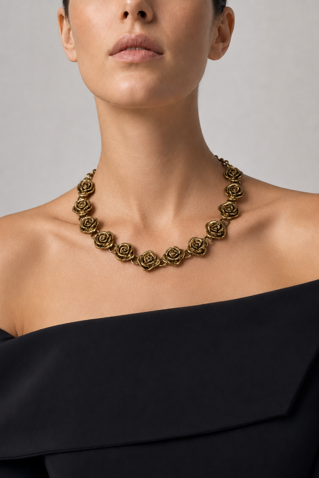 Collar rosas bronce