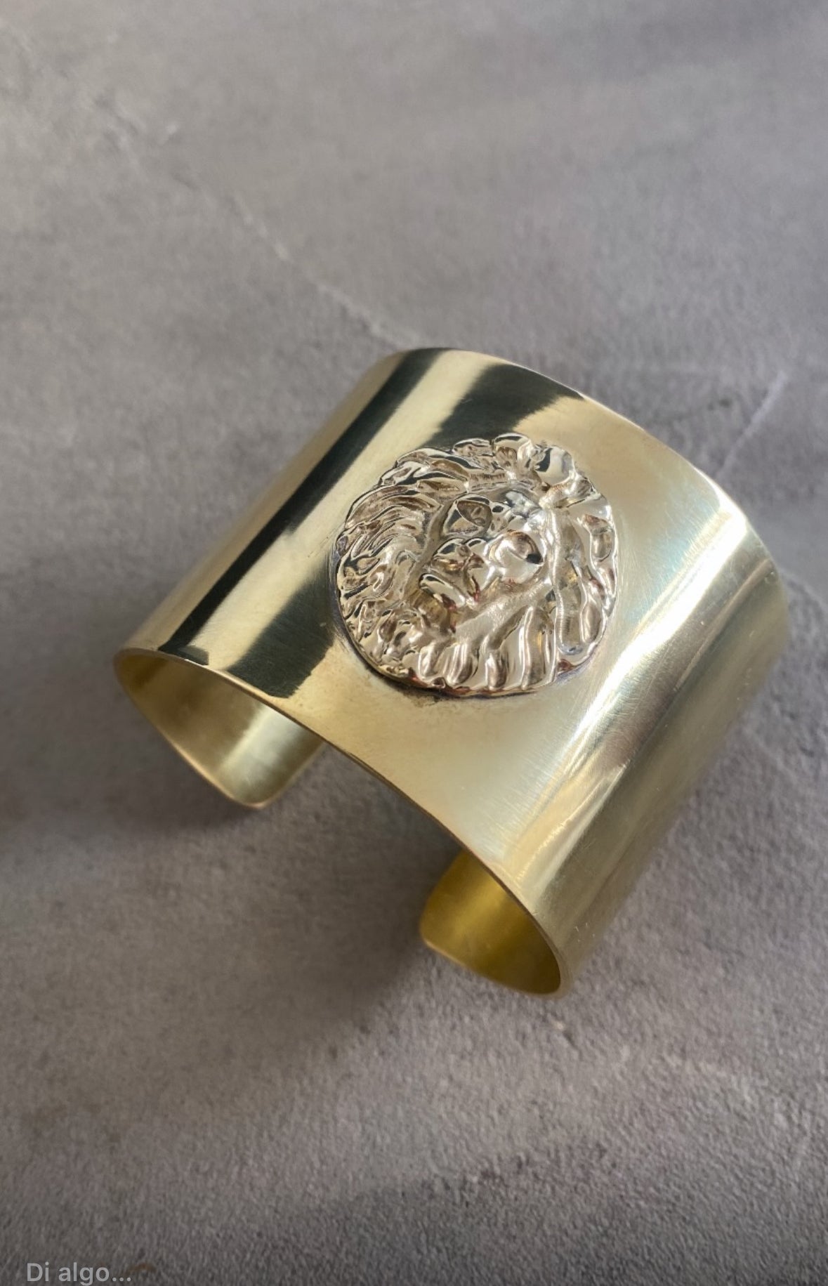 Esclava Ancha León Dorado