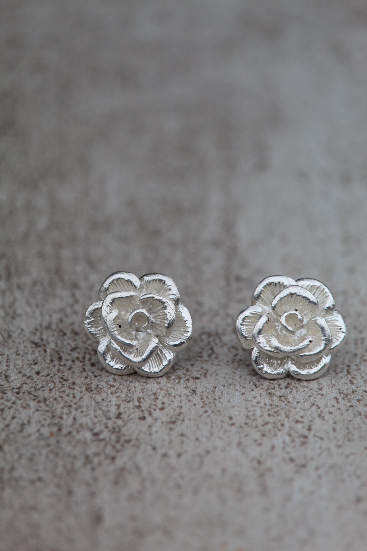 Aros flor plata