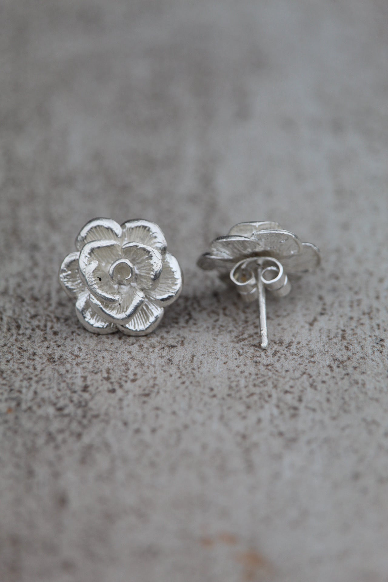Aros flor plata