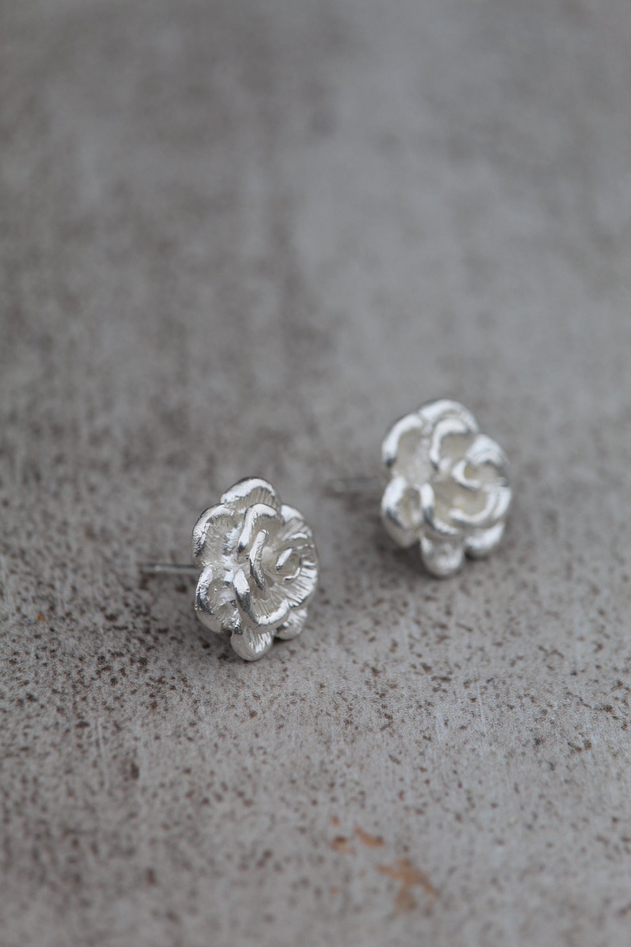 Aros flor plata