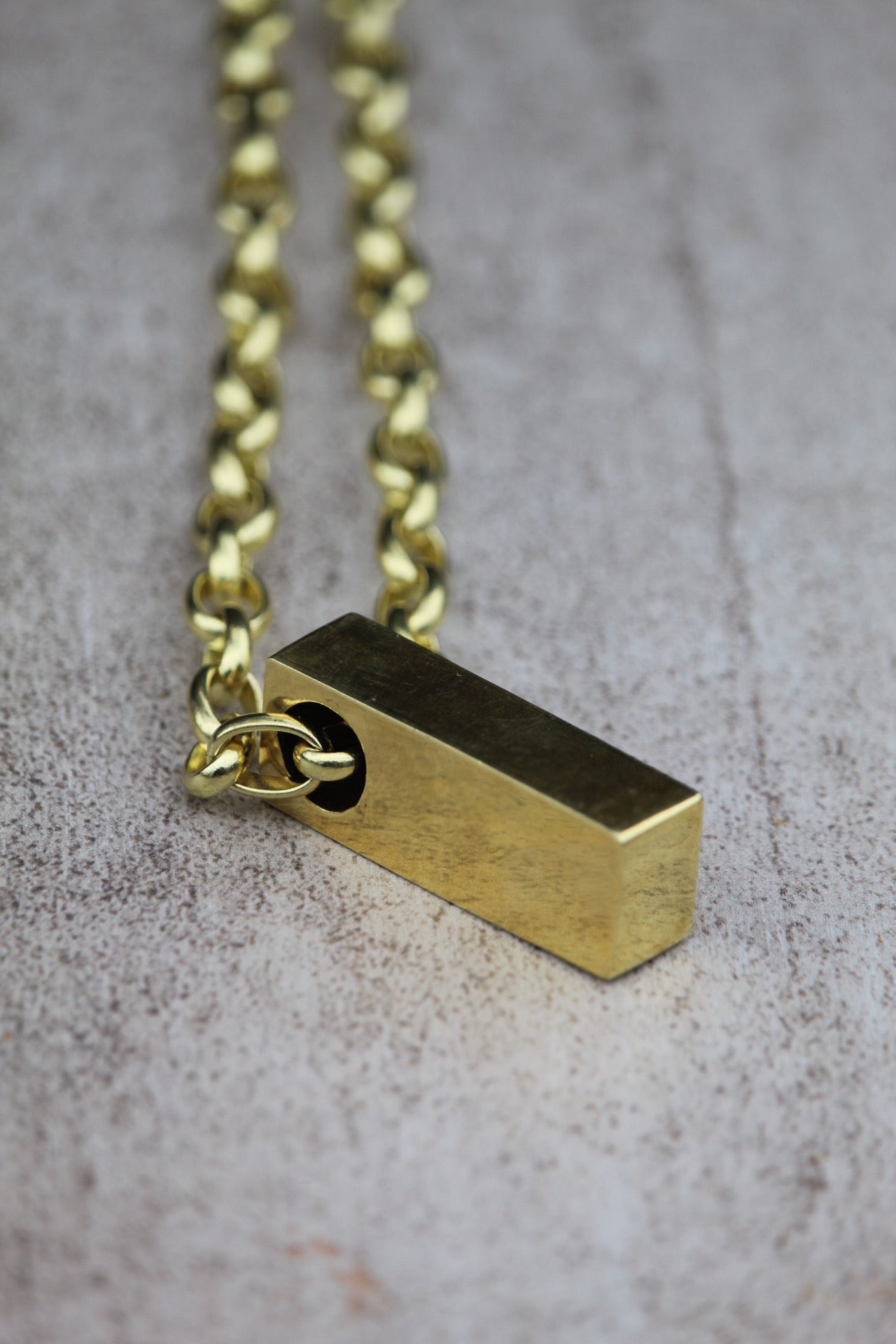 Colgante cajón bronce