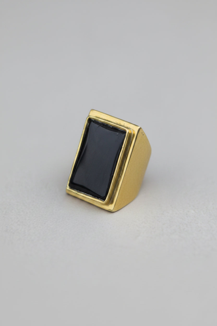 Anillo de onix rectangular bronce