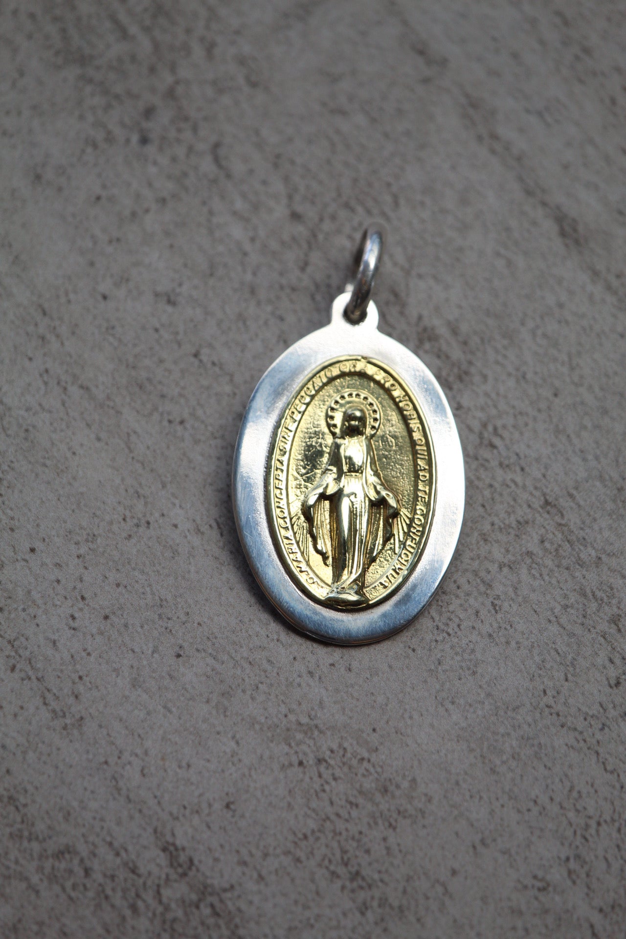 Medalla de bronce borde plata Virgen de los Rayos: