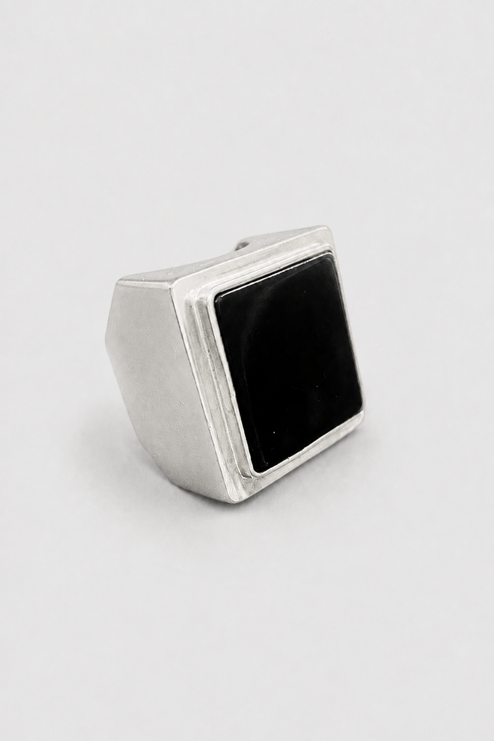 Anillo Ónix Cuadrado Plata