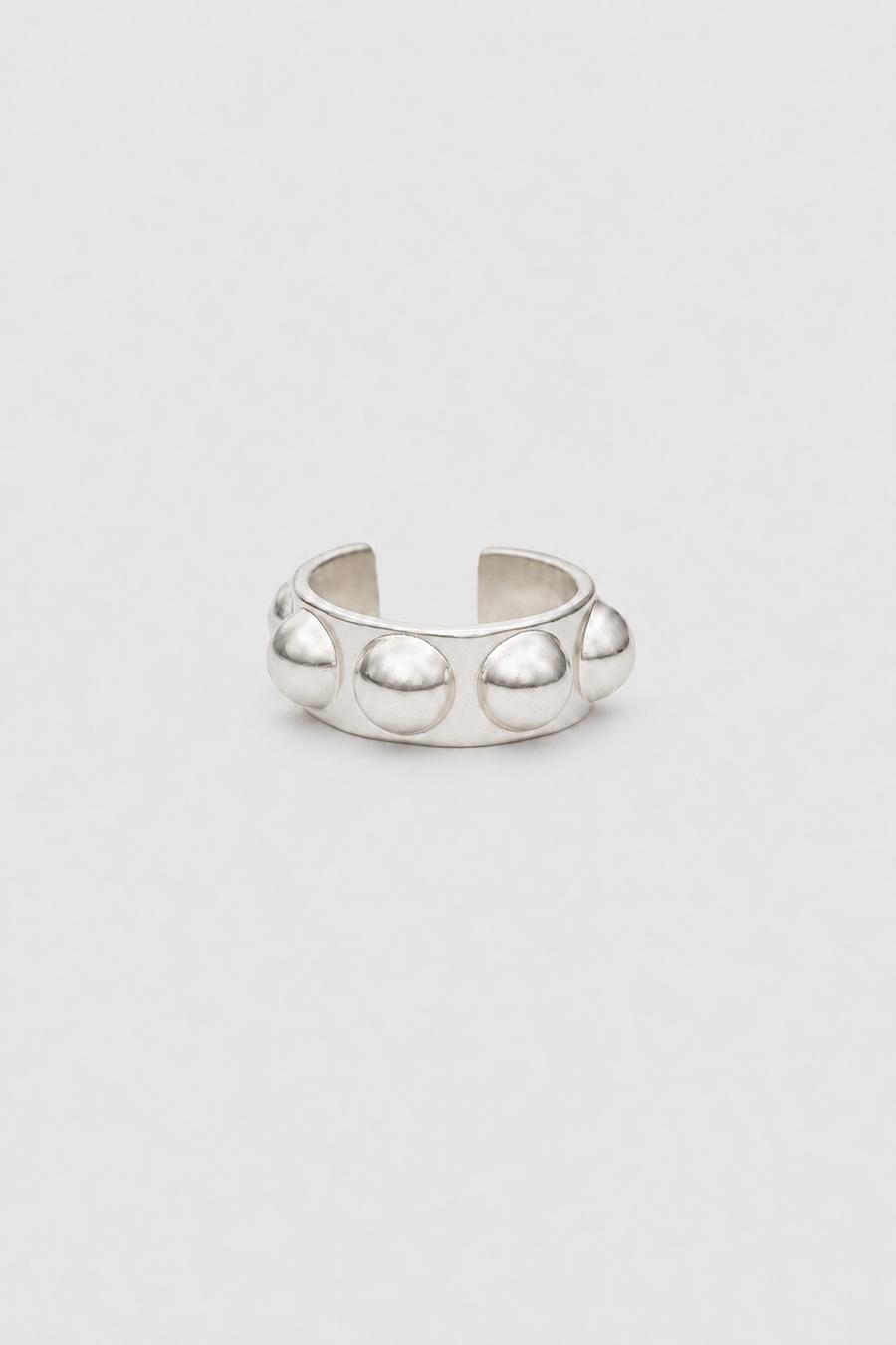 Anillo tachas plata